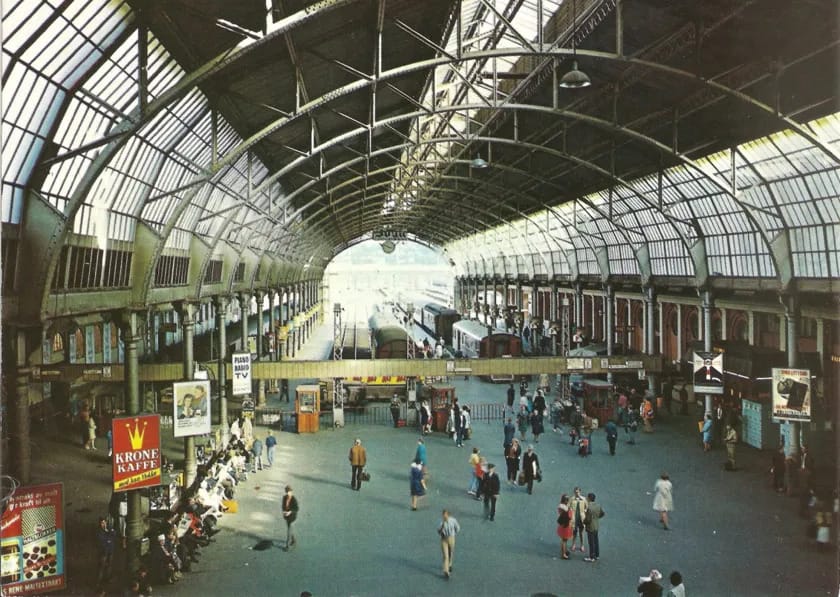 Østbanehallen leverer alltid 4 ostbanehallen historisk lysvegg