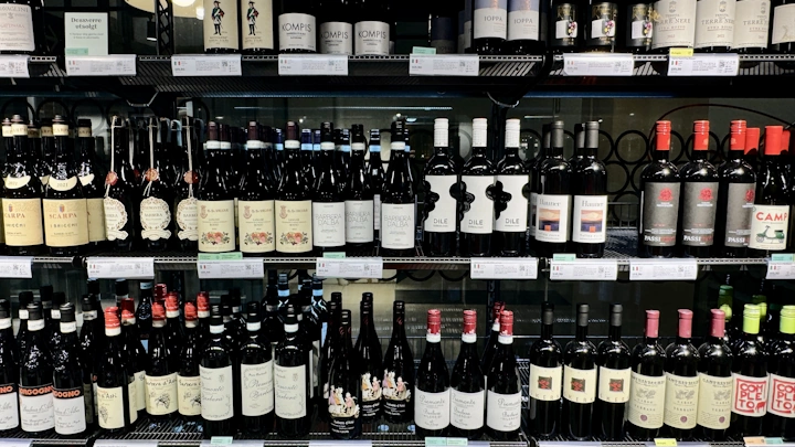 Bestselgere hos Vinmonopolet første halvår 2 20240618 130553362 iOS